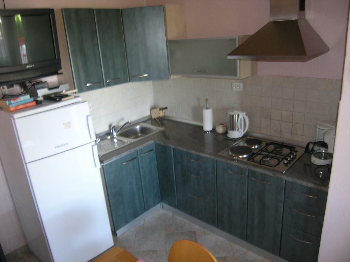Apartment Viktoria Klenovica Extérieur photo
